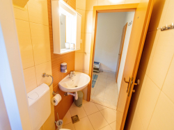 Apartmani Toni Igrane