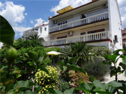 Apartments Villa Vesna - Family house apartments Crikvenica