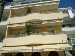 Apartments Villa Grgo Tučepi  Tucepi